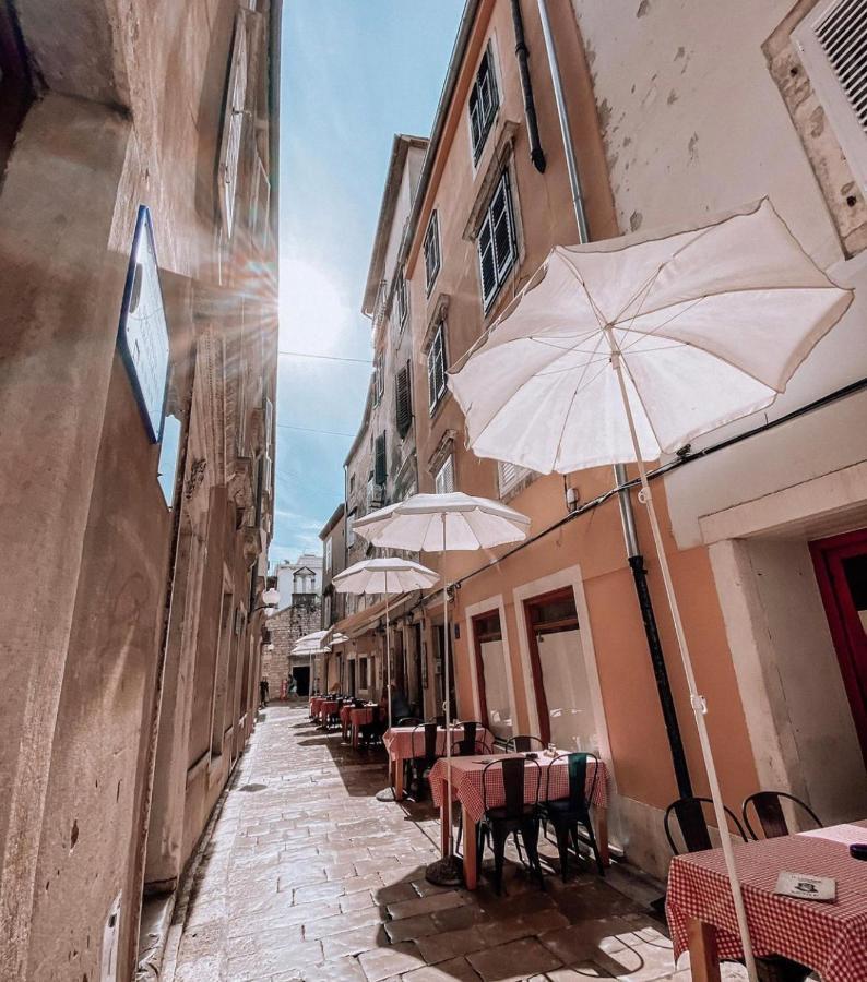 Wonderful Holiday House Bruno With Heated Pool Zadar Buitenkant foto