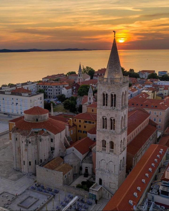 Wonderful Holiday House Bruno With Heated Pool Zadar Buitenkant foto
