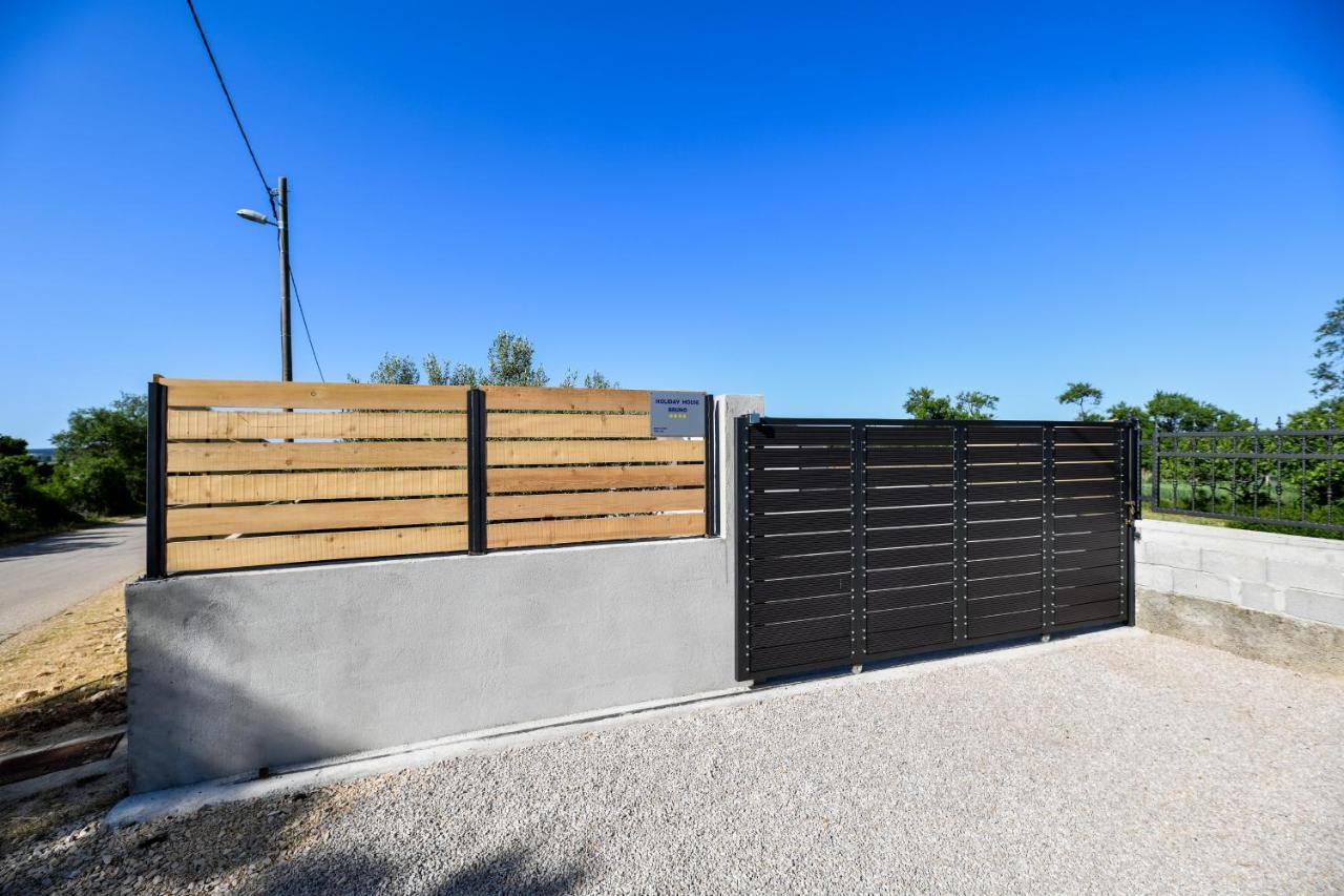 Wonderful Holiday House Bruno With Heated Pool Zadar Buitenkant foto