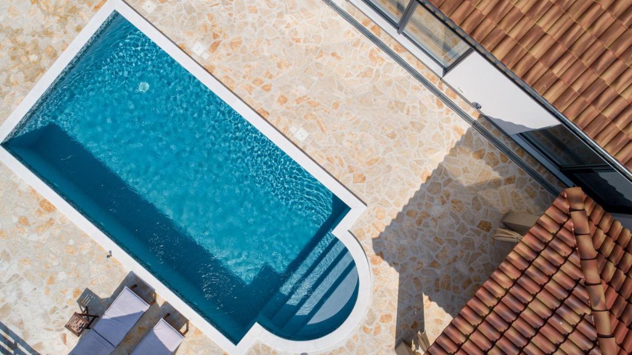 Wonderful Holiday House Bruno With Heated Pool Zadar Buitenkant foto